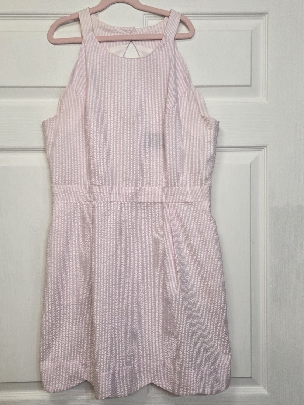 Lauren James Pink Seersucker Sleeveless Dress Large Pockets and lined.